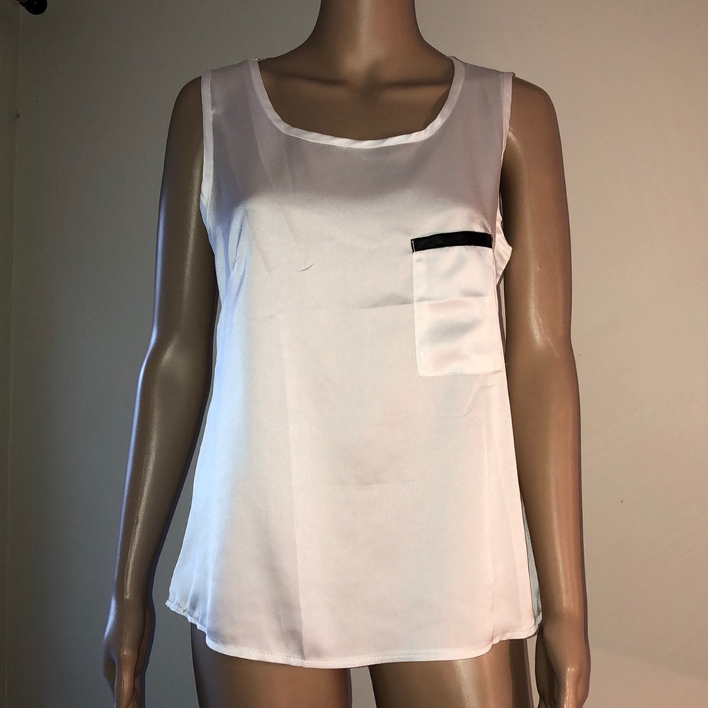 White Tank Top new without tag.